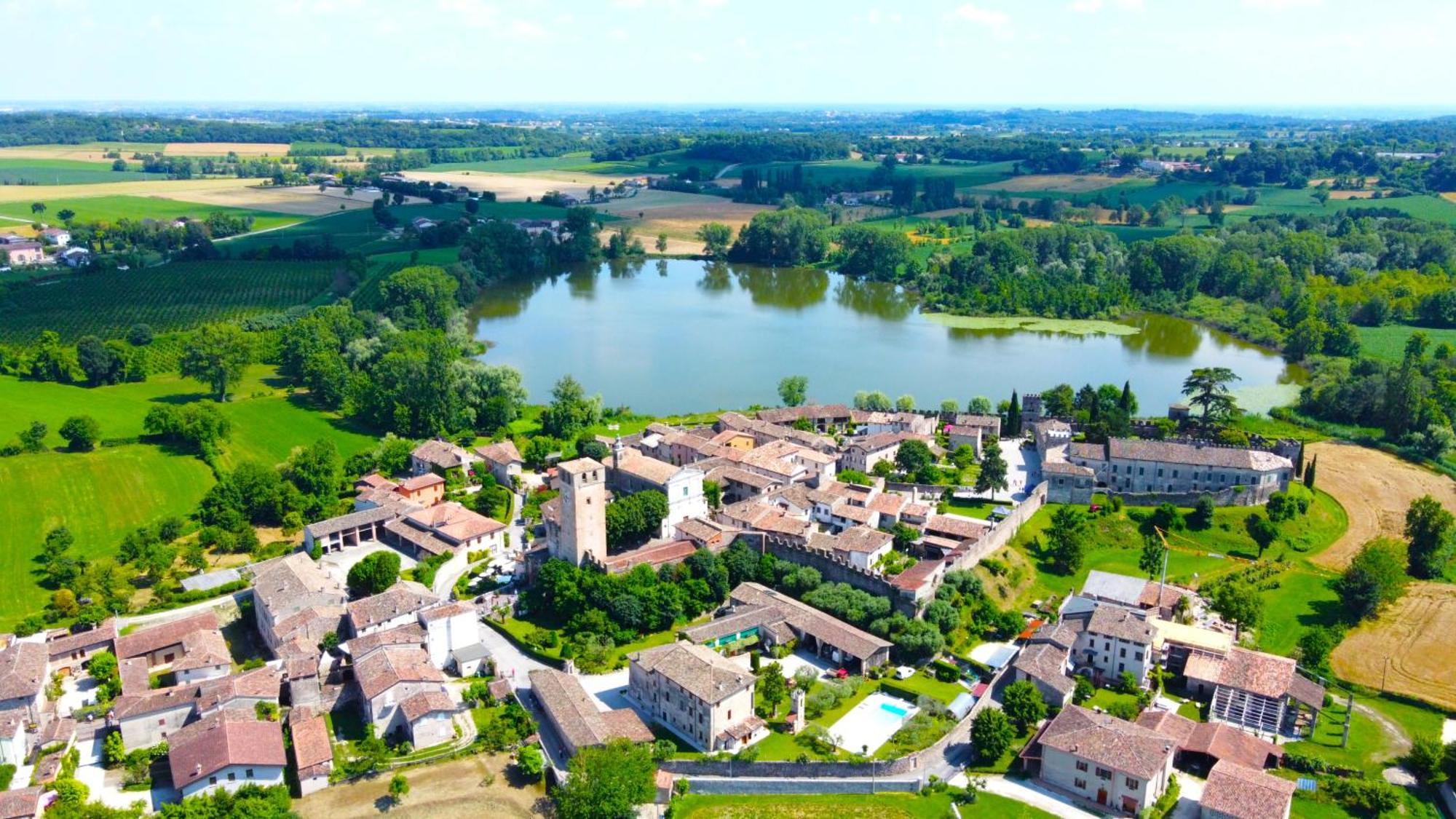 La Dimora Nel Castello Apartment Castellaro  Exterior foto